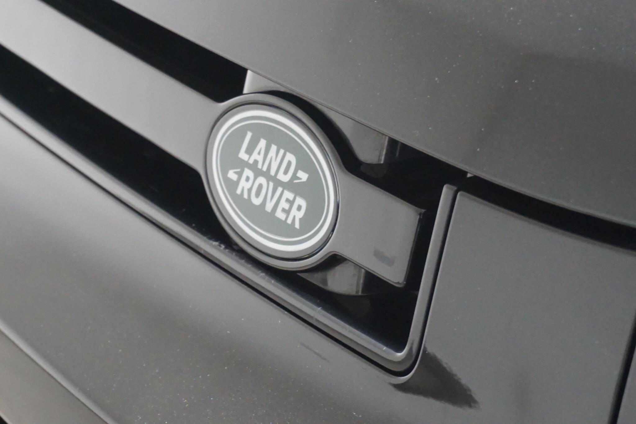 Land Rover Defender 110 3.0 D250 MHEV X-Dynamic HSE SUV 5dr Diesel Auto 4WD Euro 6 (s/s) (250 ps)